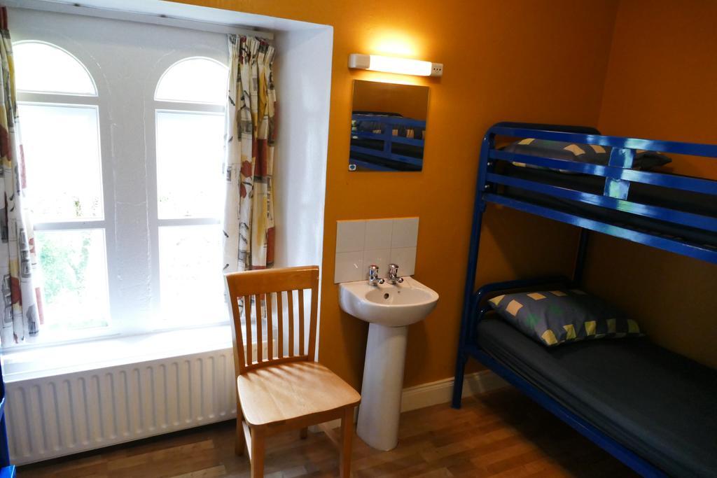 Killarney International Hostel ภายนอก รูปภาพ