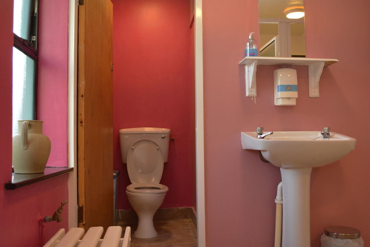 Killarney International Hostel ภายนอก รูปภาพ